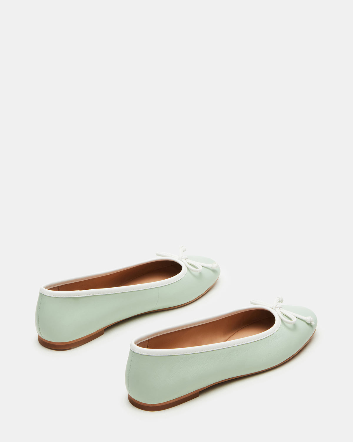 VIXEN Pistachio Women's Ballet Flats Steve Madden LIGHT GREEN