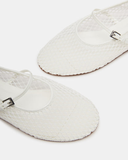 MAGS White Mary Jane Women's Ballet Flats Steve Madden WHITE