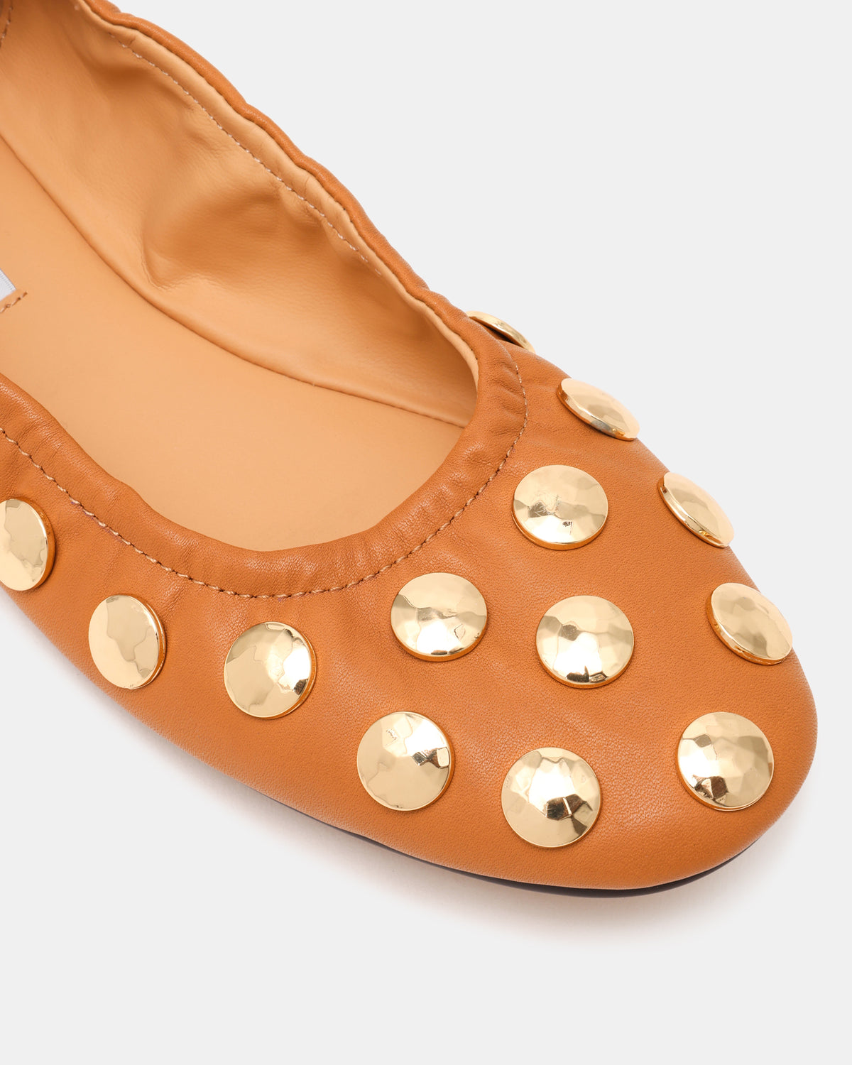 LANTA Tan Leather Studded Gold-Detail Round-Toe Women's Flat Steve Madden TAN LEATHER