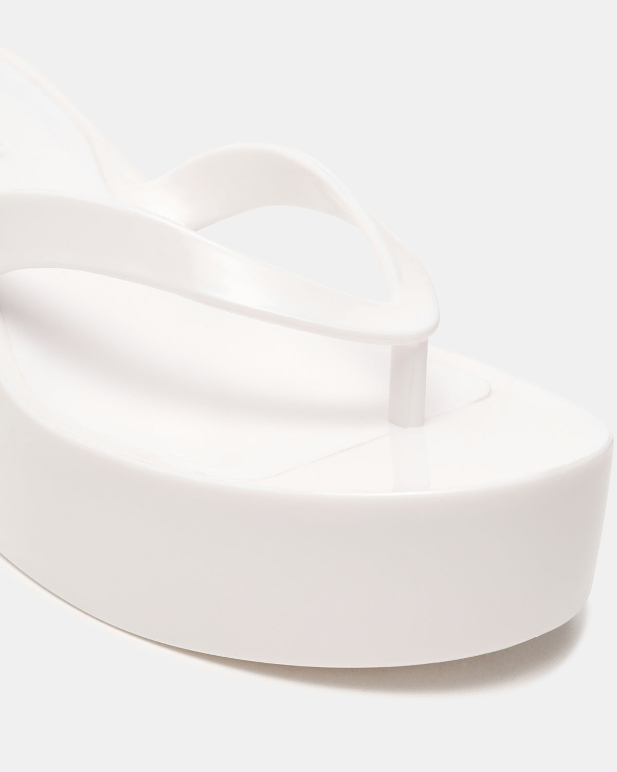 JELLA White Thong Wedge Women's Platform Sandal Steve Madden WHITE