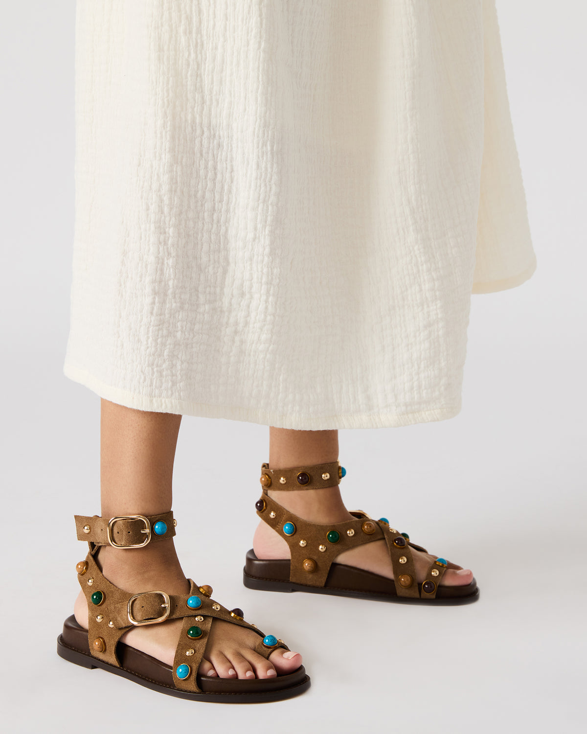 LINEAR Taupe Suede Strappy Footbed Studded Women's Sandal Steve Madden TAUPE SUEDE