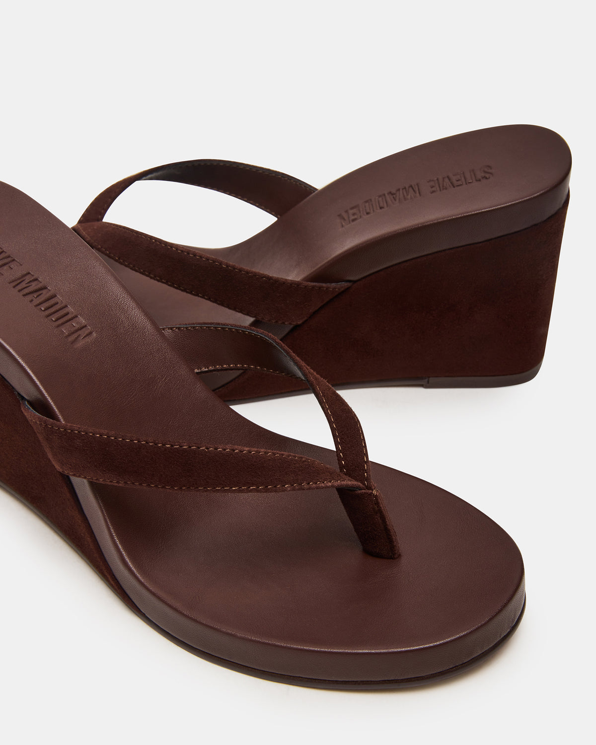 PLAYING Brown Suede Thong Wedge Women's Sandal Steve Madden BROWN SUEDE