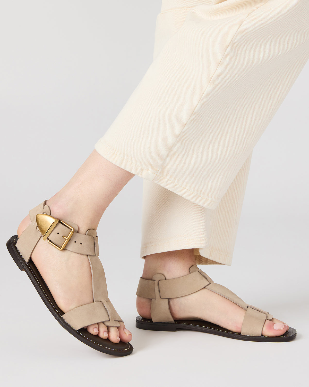 BRAZINN Taupe Nubuck Strappy Flat Sandal Women's Sandal Steve Madden TAUPE NUBUCK