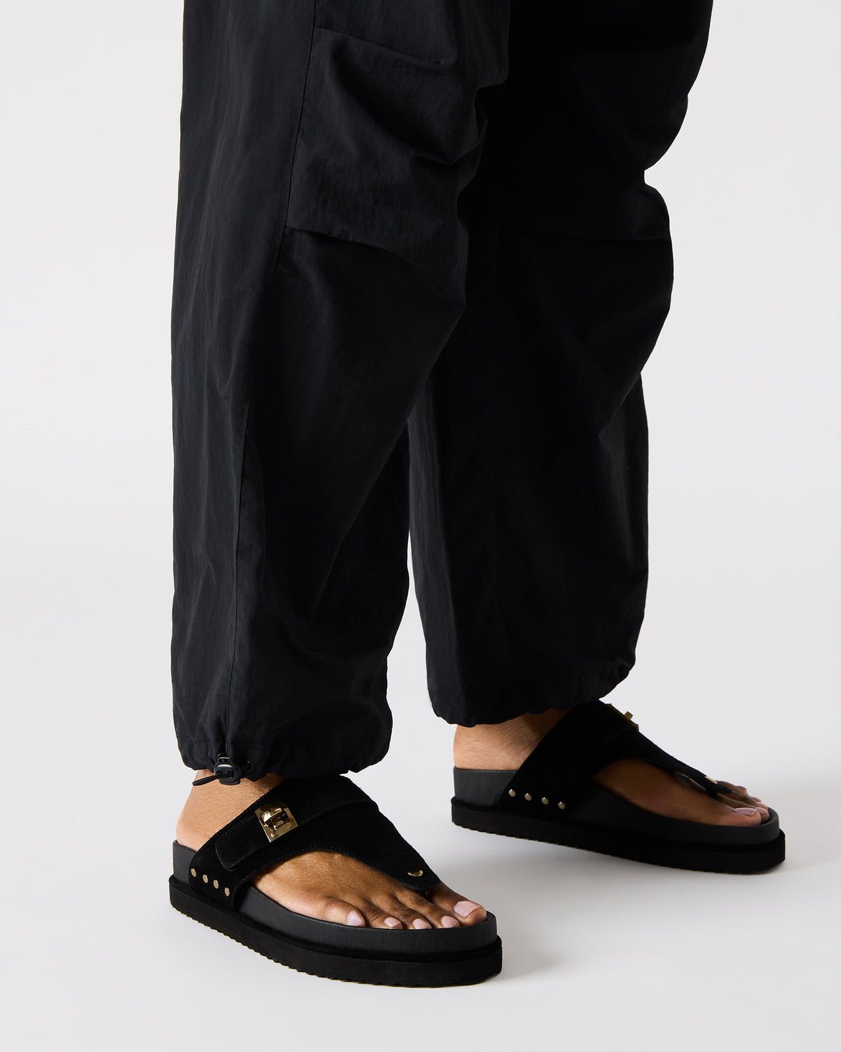 THONA Black Suede Women's Flatform Thong Sandal Steve Madden BLACK SUEDE