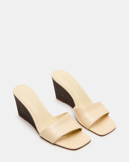CURCIO Beige Crocodile Square-Toe Women's Wedge Sandal Steve Madden BEIGE CROCODILE
