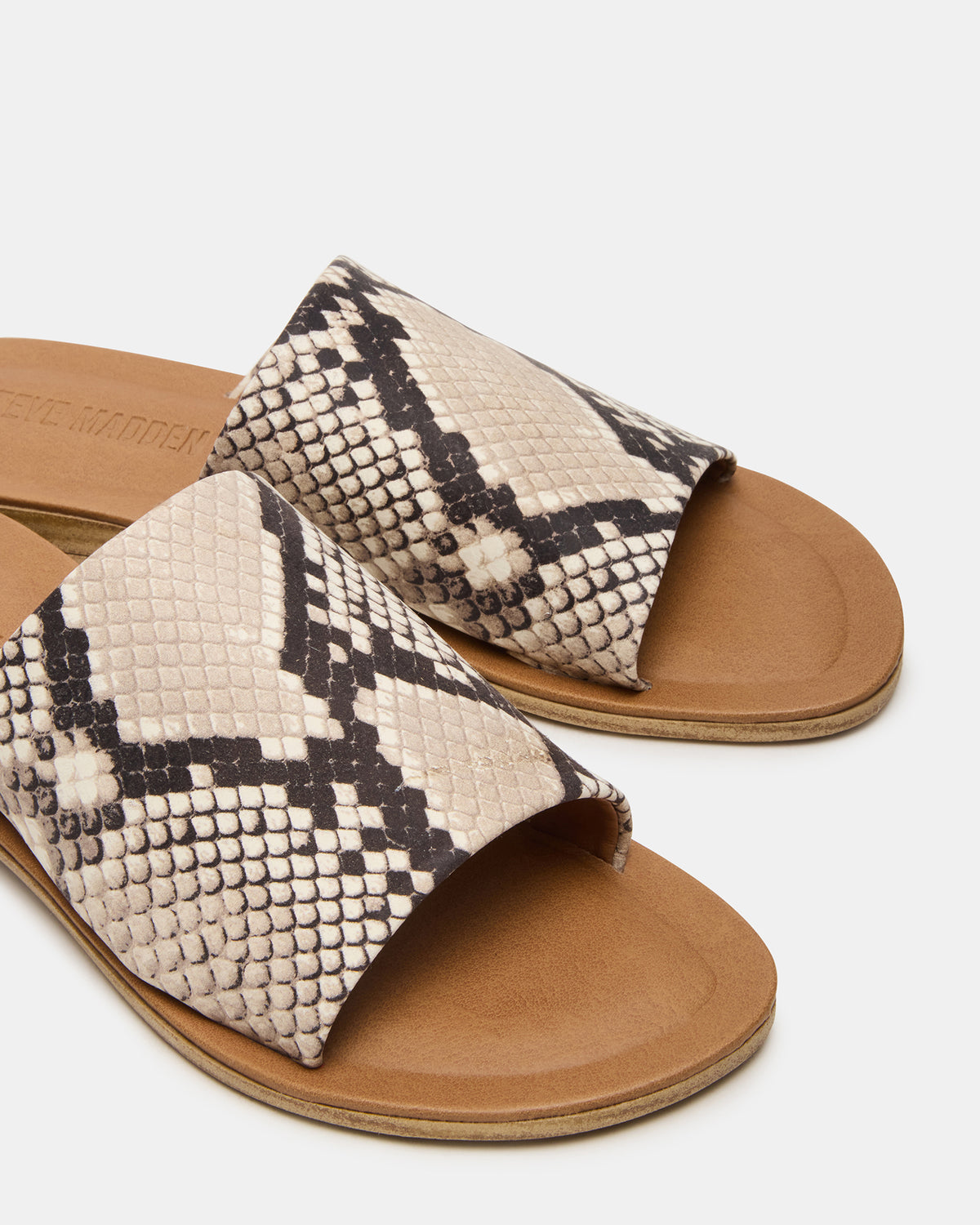 KIPP Natural Snake Slide Women's Sandal Steve Madden NATURAL SNAKE