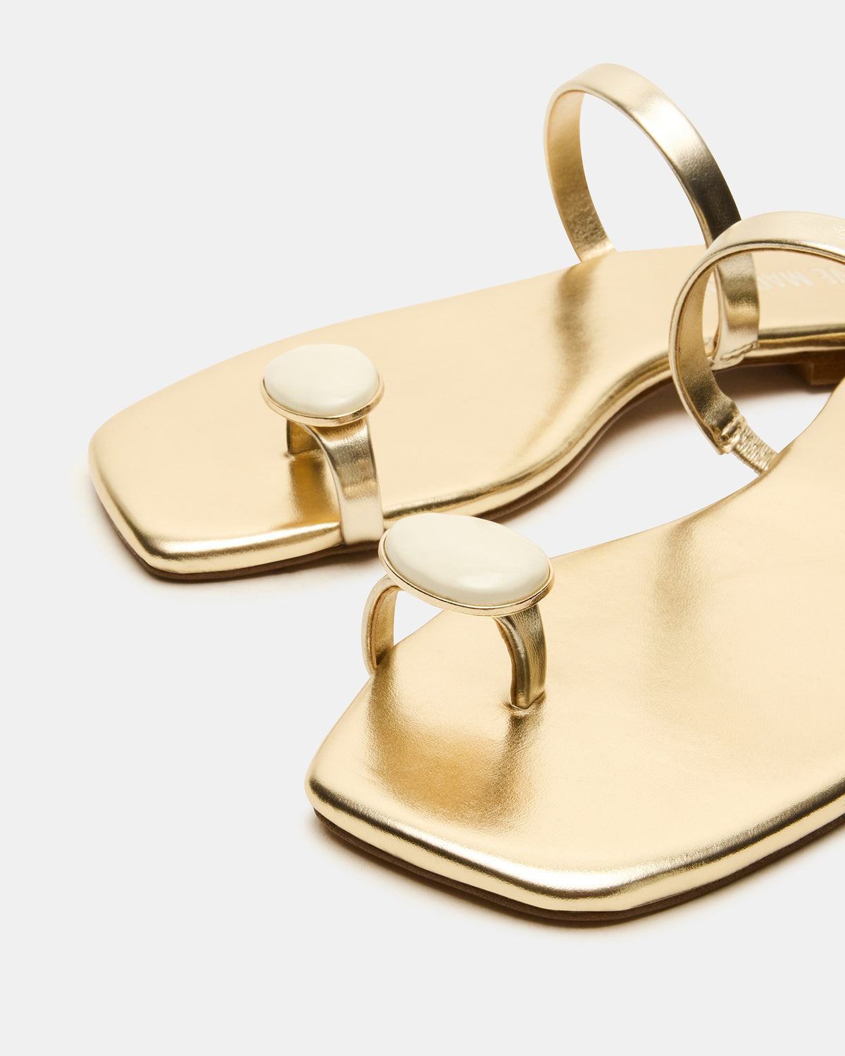 TAMARA Gold Flat Square-Toe Women's Sandal Steve Madden GOLD