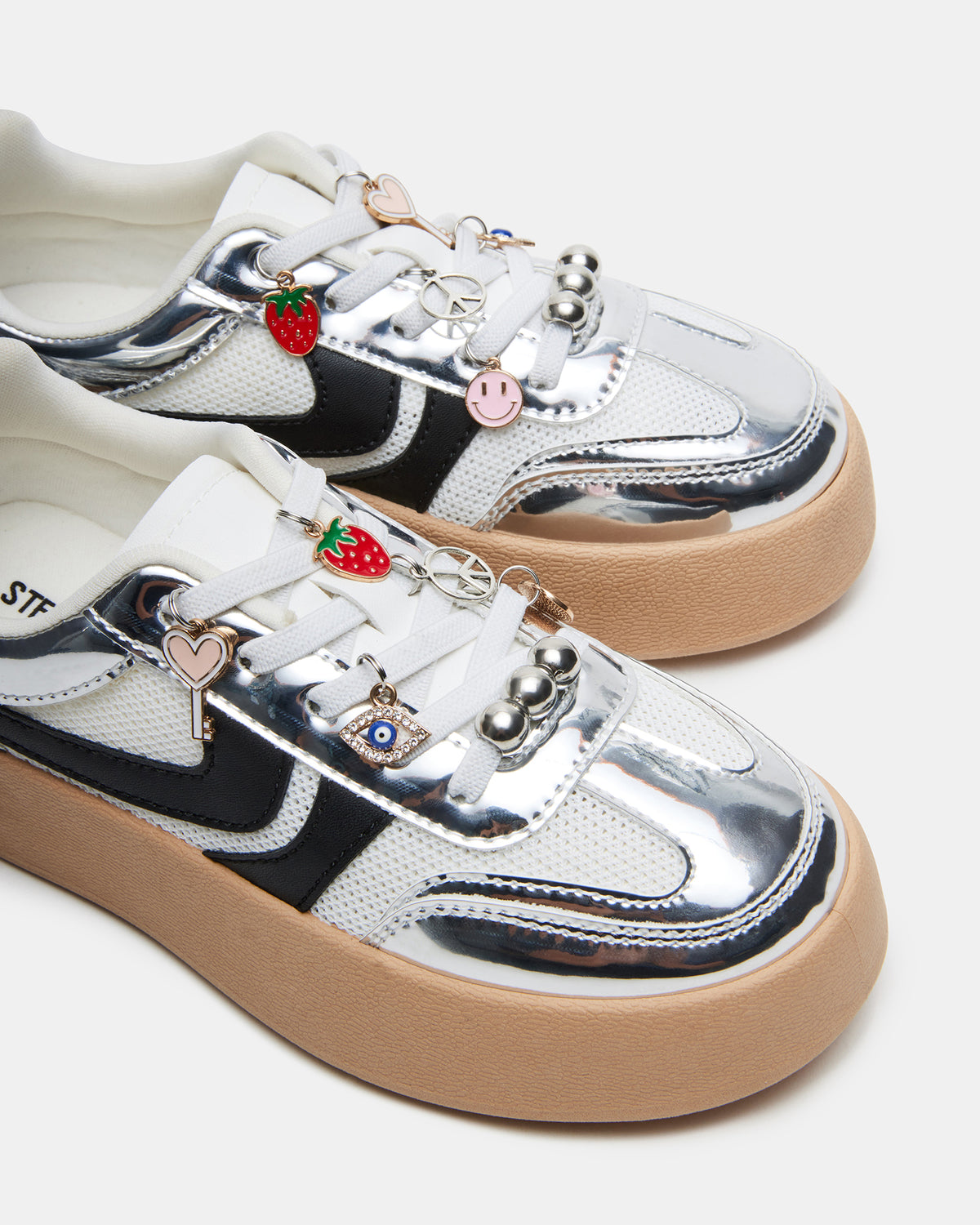 Kids' JERSEY CHARMS Silver Girls' Low-Top Platform Sneaker Steve Madden SILVER