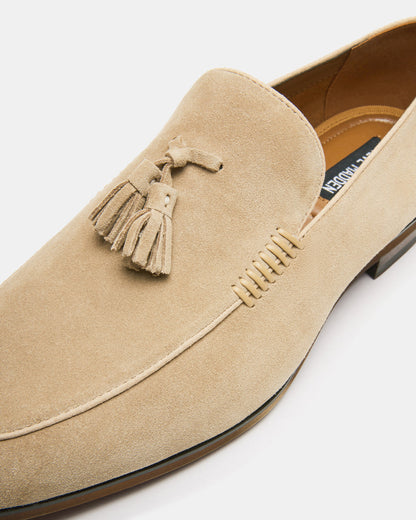 ONDRE Sand Suede Tassel Slip-On Men's Loafer Steve Madden SAND SUEDE