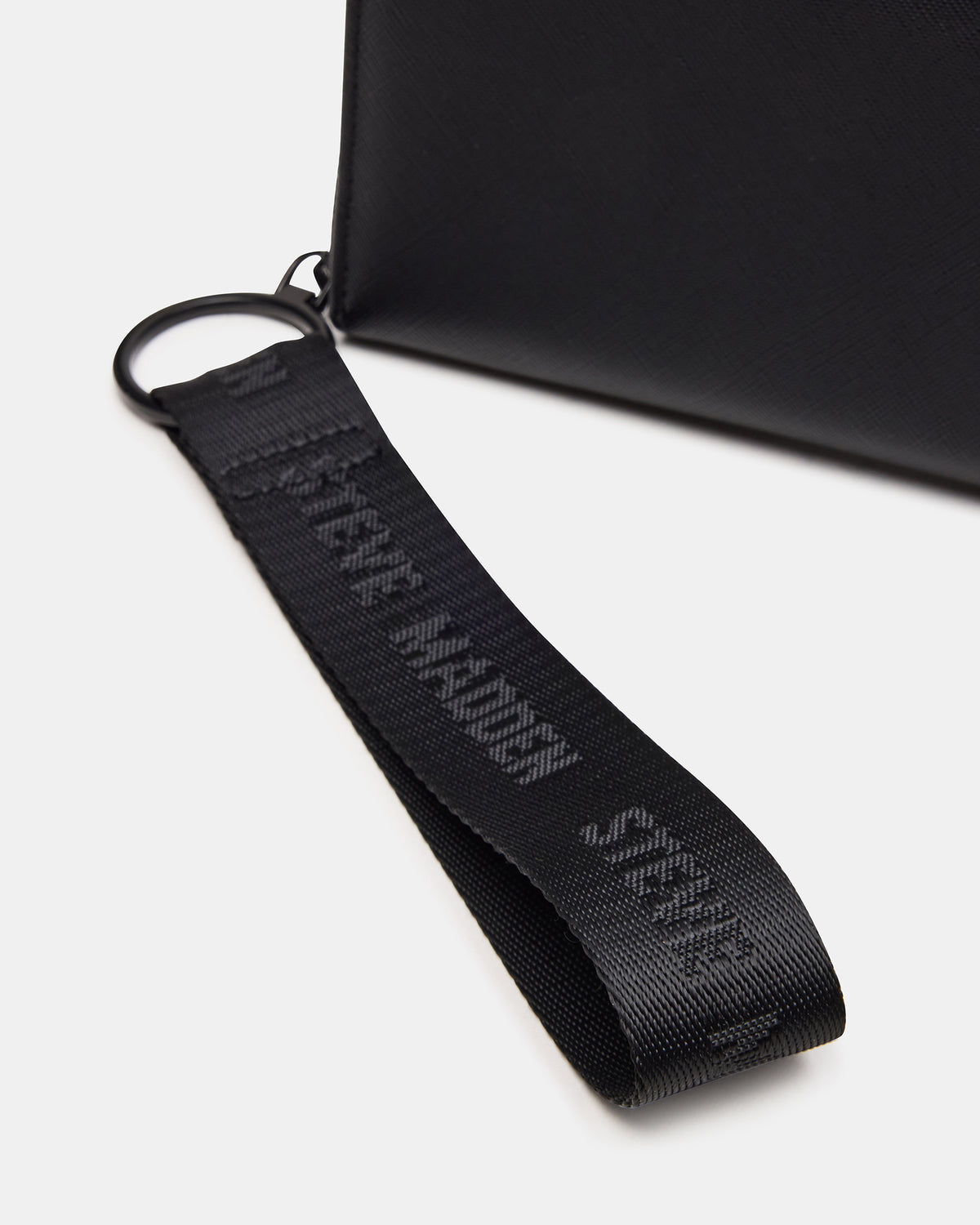 ZIP Wallet Black Zipper Cloure Wristlet Wallet Steve Madden BLACK