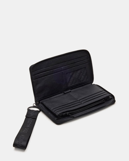 ZIP Wallet Black Zipper Cloure Wristlet Wallet Steve Madden BLACK