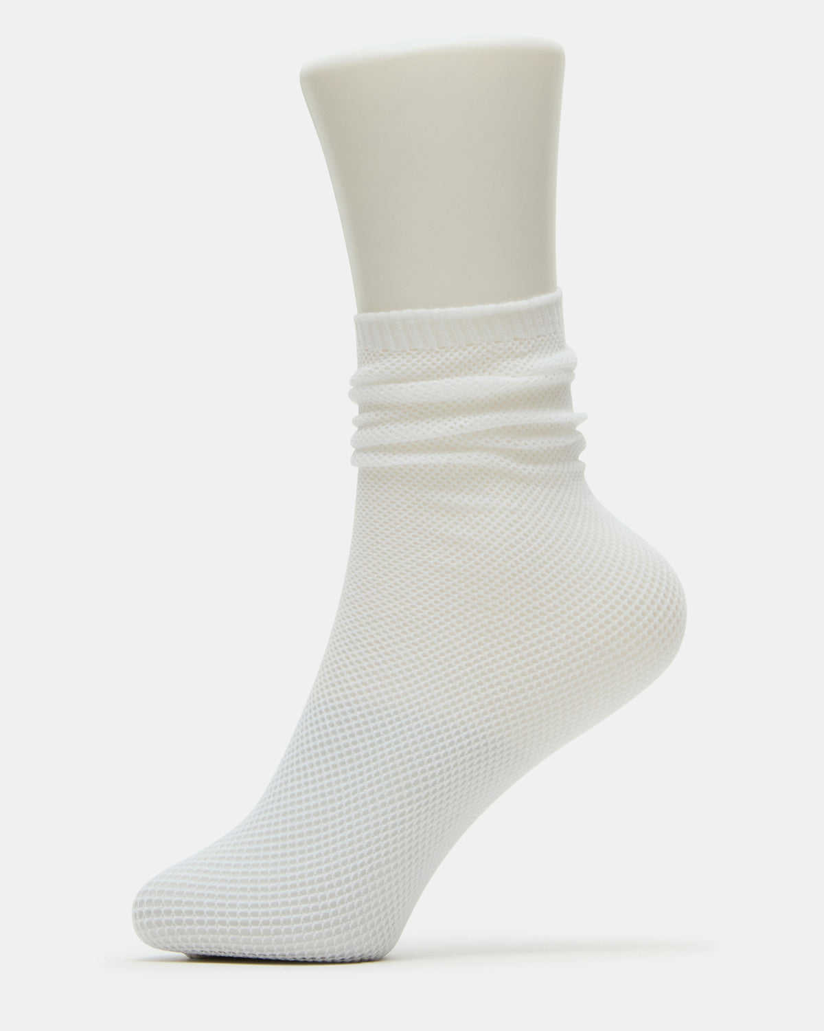 FISHNET SHLOUCHY CREW SOCKS White Women's Quarter Socks Steve Madden WHITE
