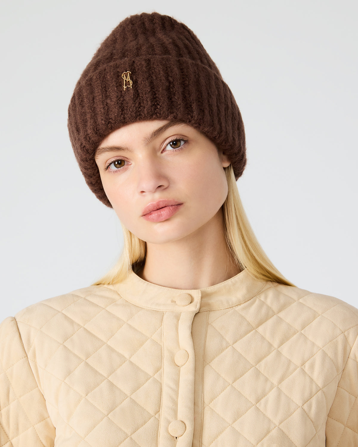 LOGO BEANIE Dark Brown Fuzzy RIbbed Knit Women's Beanie Steve Madden DARK BROWN