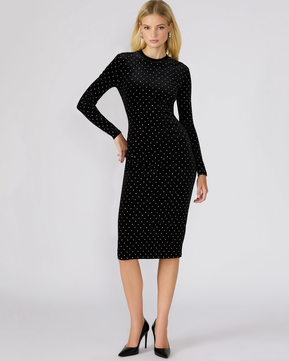 HAILEE Black Studded Velvet Long-Sleeved Pull-On Mock Neck Midi Women's Dress Steve Madden BLACK
