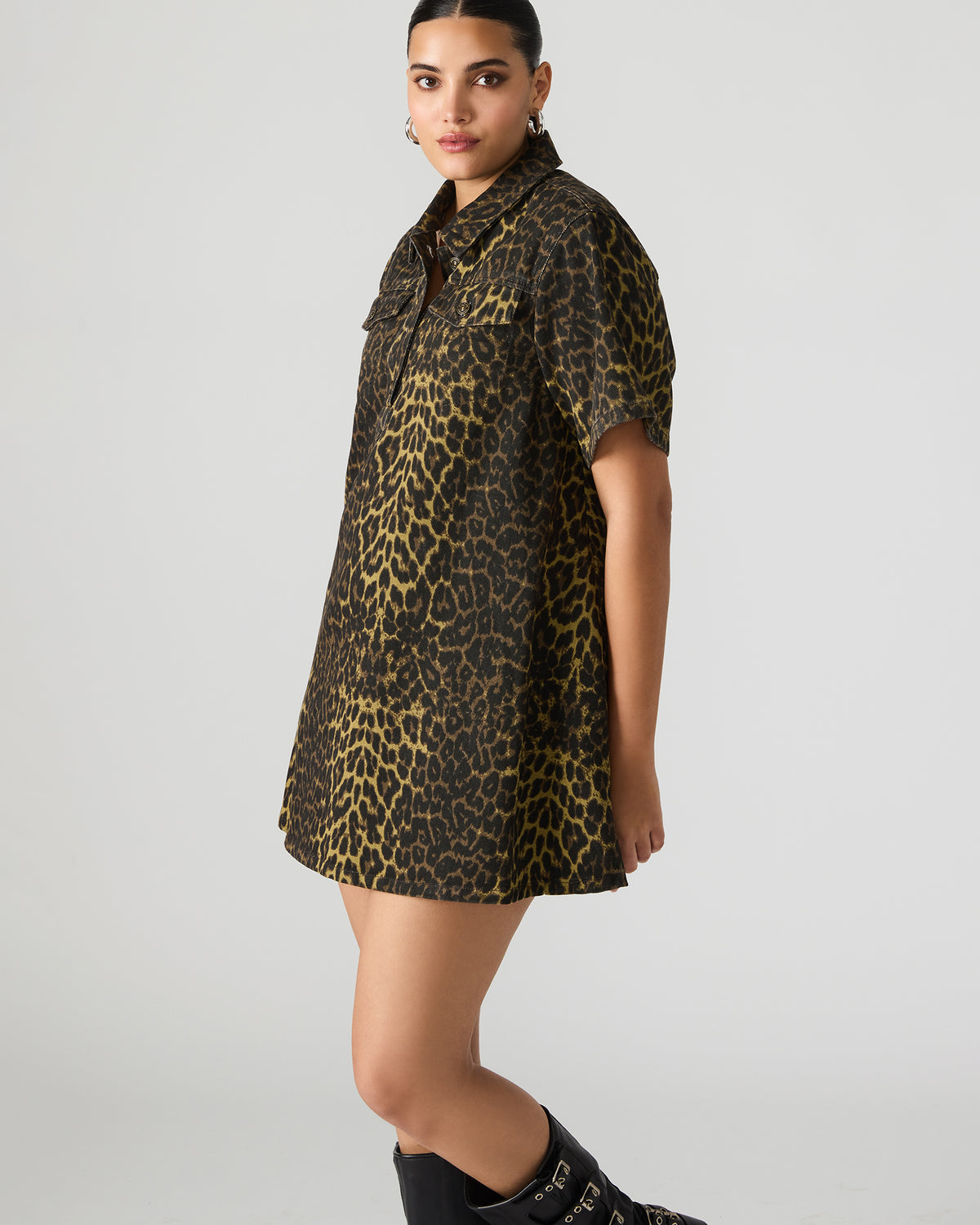 FREDDY Hot Spots Print Short-Sleeved Denim Button-Up Mini Women's Dress Steve Madden HOT SPOTS PRINT