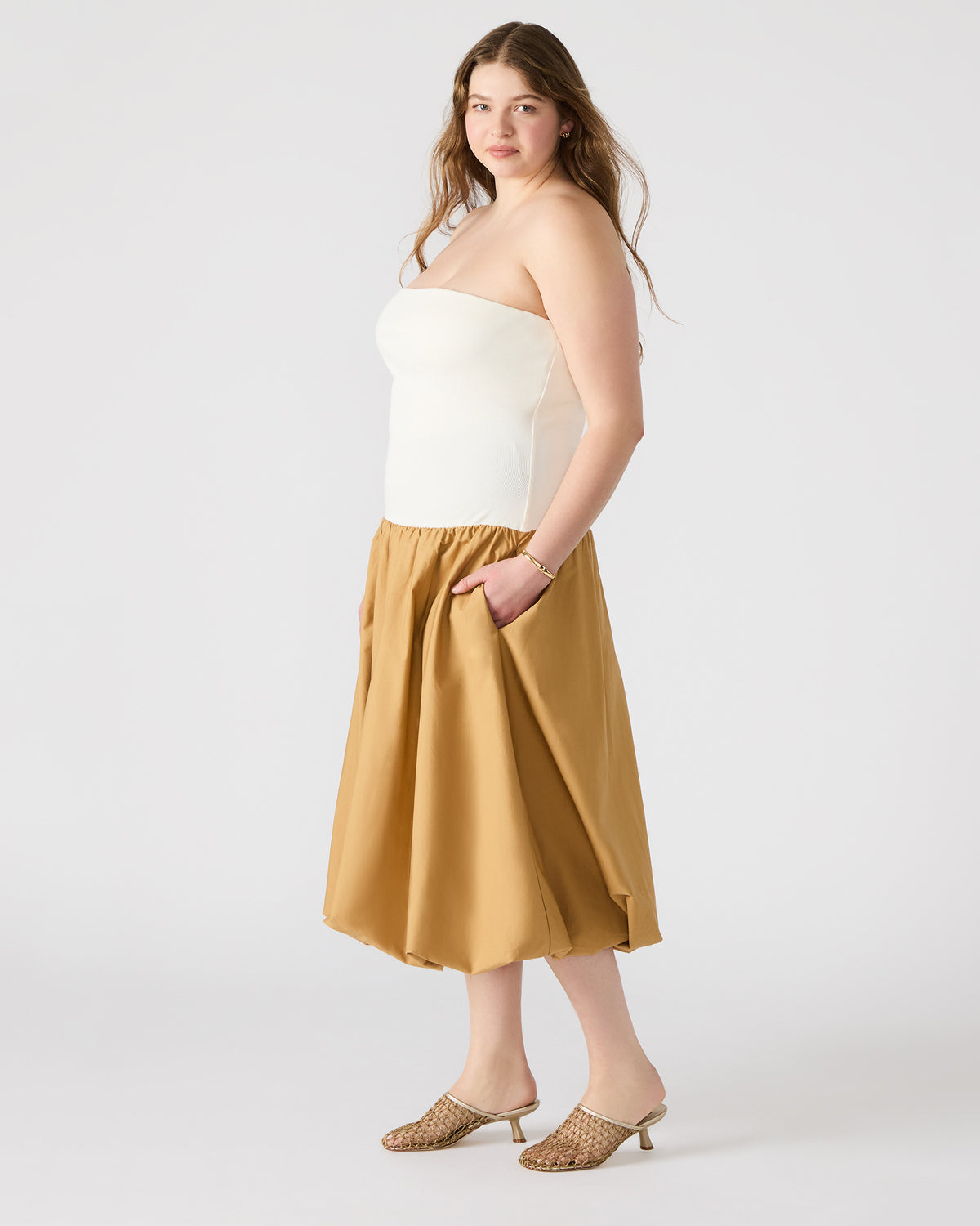 OLIVER Taupe Women's Strapless Midi Bubble Dress Steve Madden TAUPE