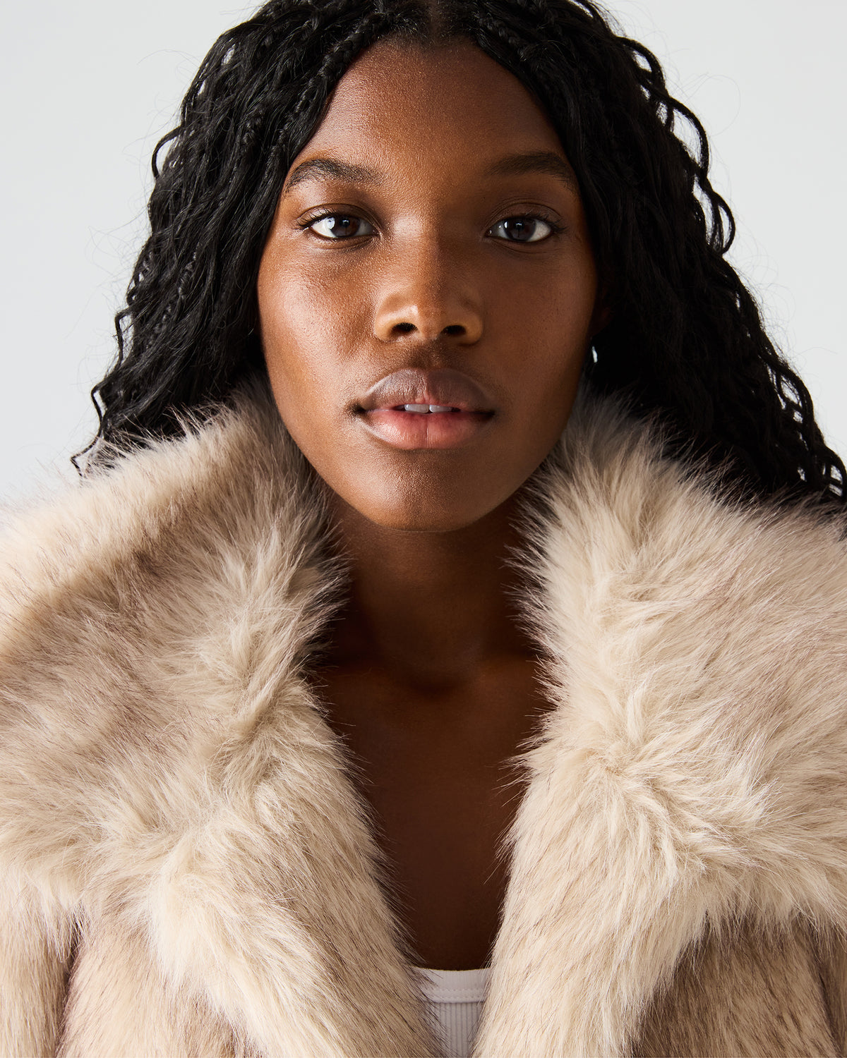 SAFIRA Natural Faux Fur Sleeveless Collared Women's Vest Steve Madden NATURAL