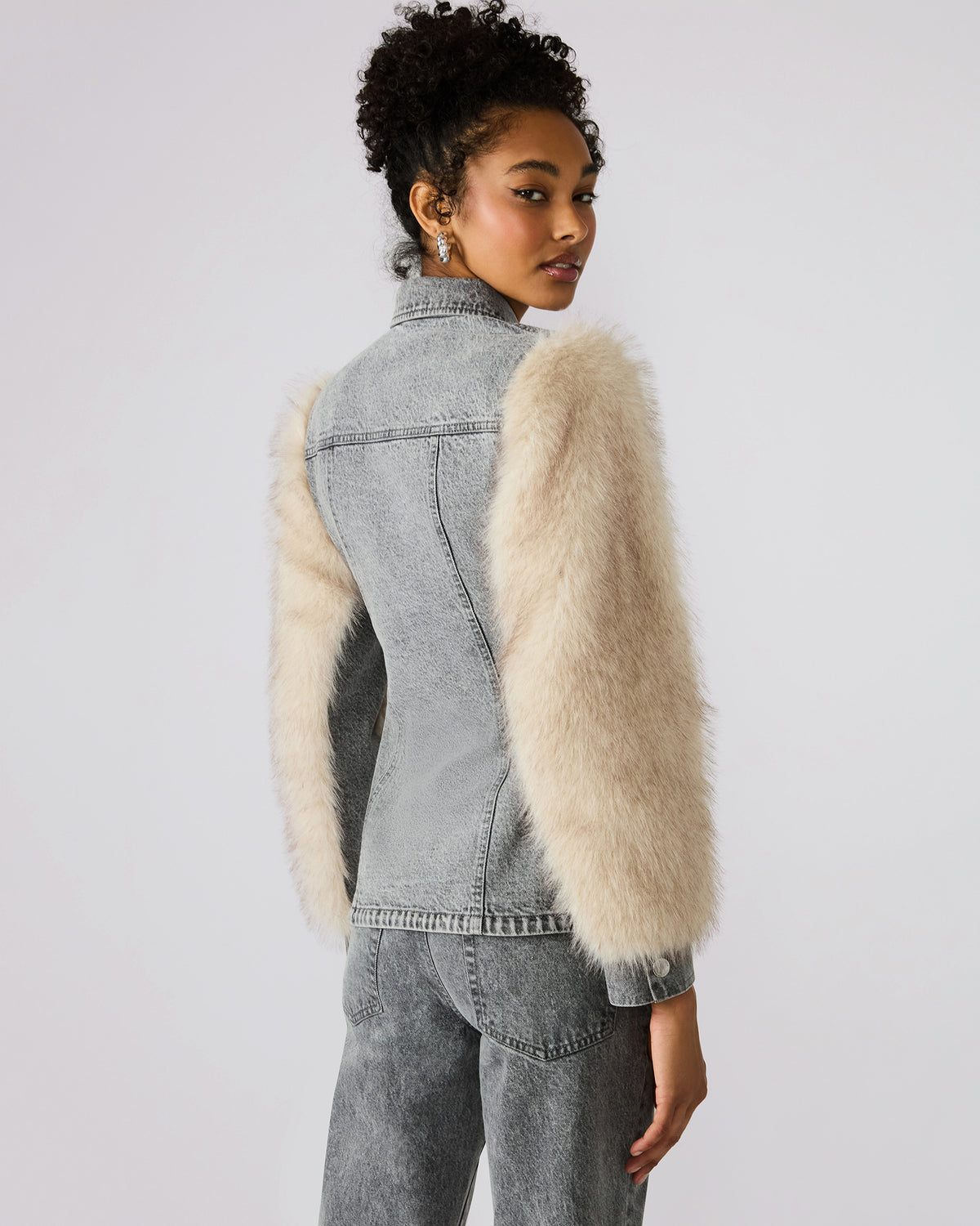 PARKER Fog Faux Fur Long-Sleeved Button-Up Denim Women's Jacket Steve Madden FOG