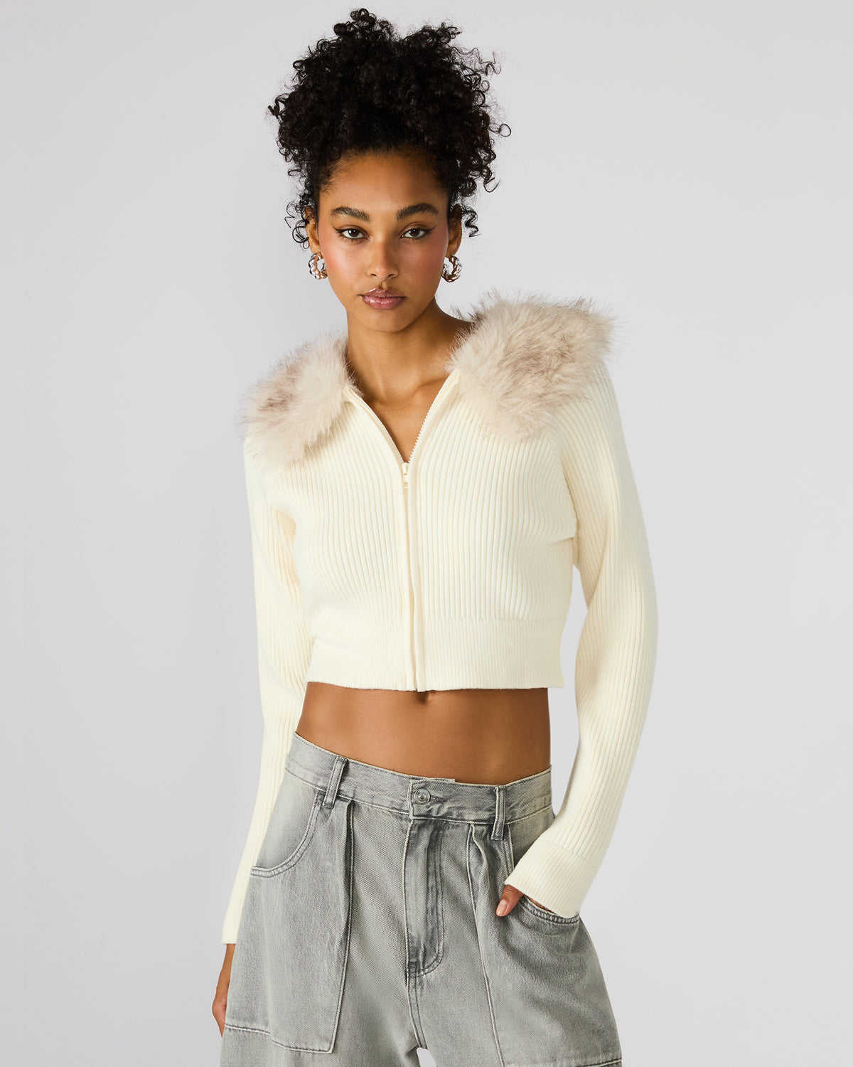 LYSIA Cream Long-Sleeved Faux Fur Hood Zip-Up Ribbed Women's Sweater Jacket Steve Madden CREAM