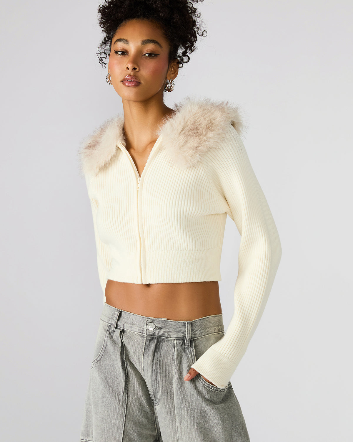 LYSIA Cream Long-Sleeved Faux Fur Hood Zip-Up Ribbed Women's Sweater Jacket Steve Madden CREAM