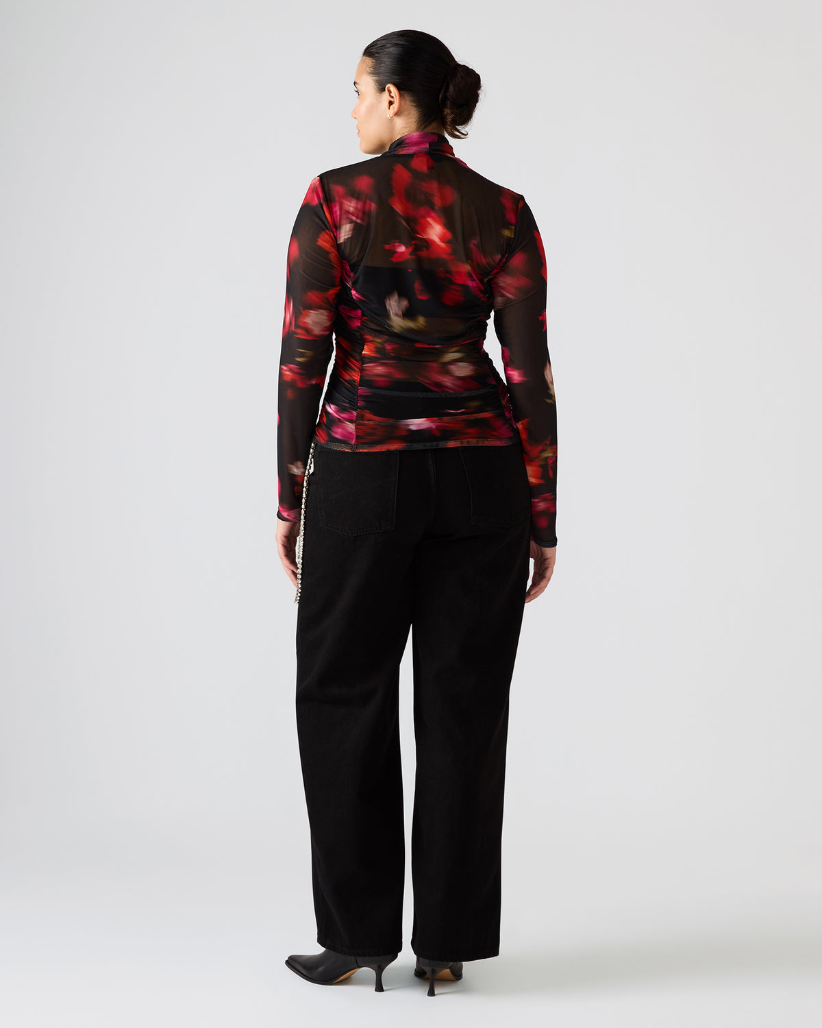 TAYLORE Blurry Floral Long-Sleeved Sheer Mesh Fabric Women's Top Steve Madden BLURRY FLORAL