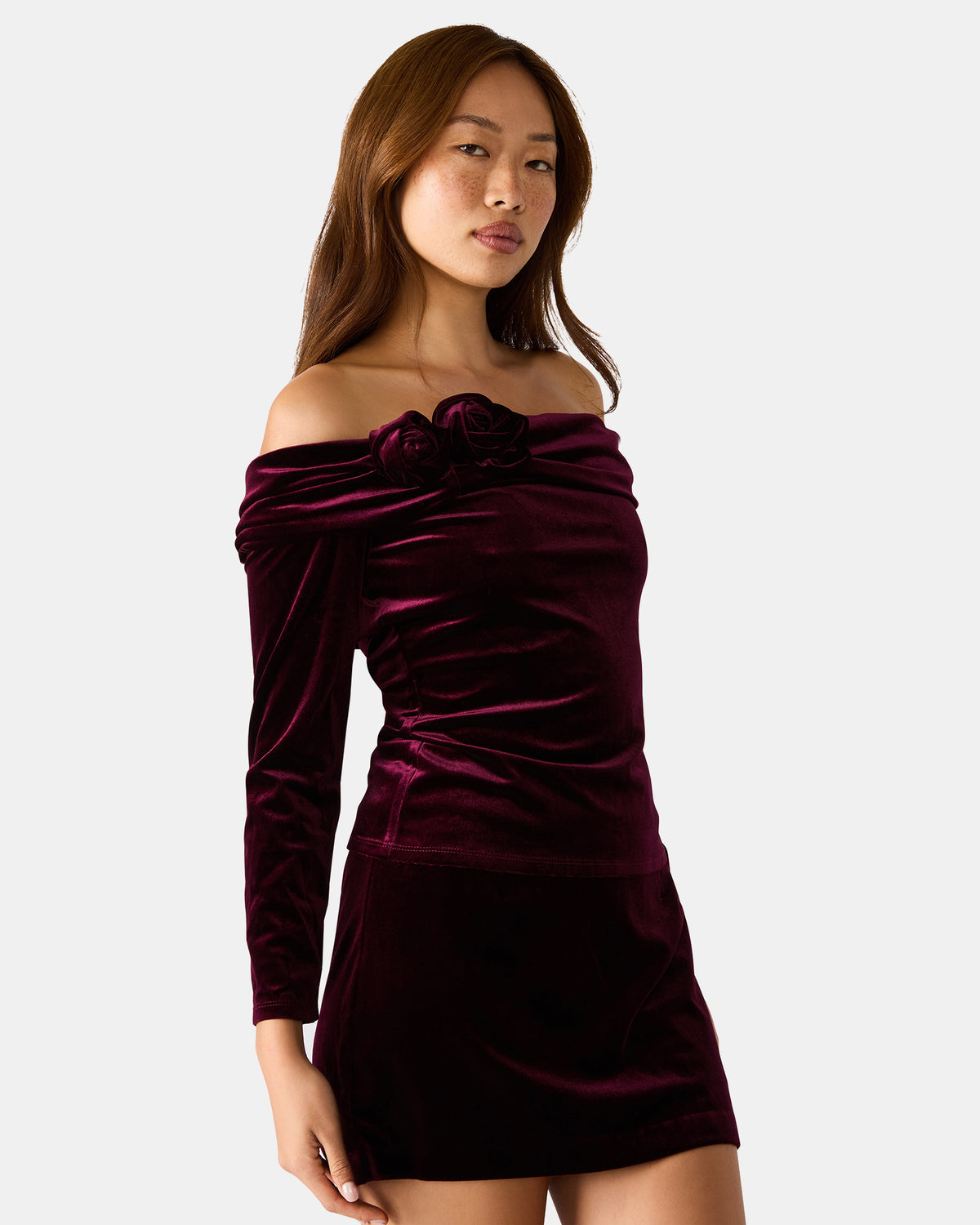 LICI Wine Long-Sleeved Velvet Rose Off-The-Shoulder Women's Top Steve Madden WINE