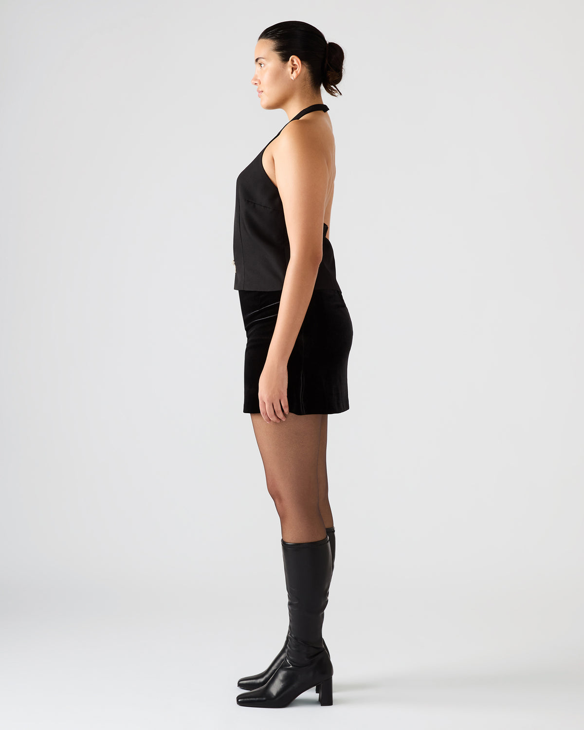 JUVIA Black Sleeveless Bow Detail Halter Women's Top Steve Madden BLACK