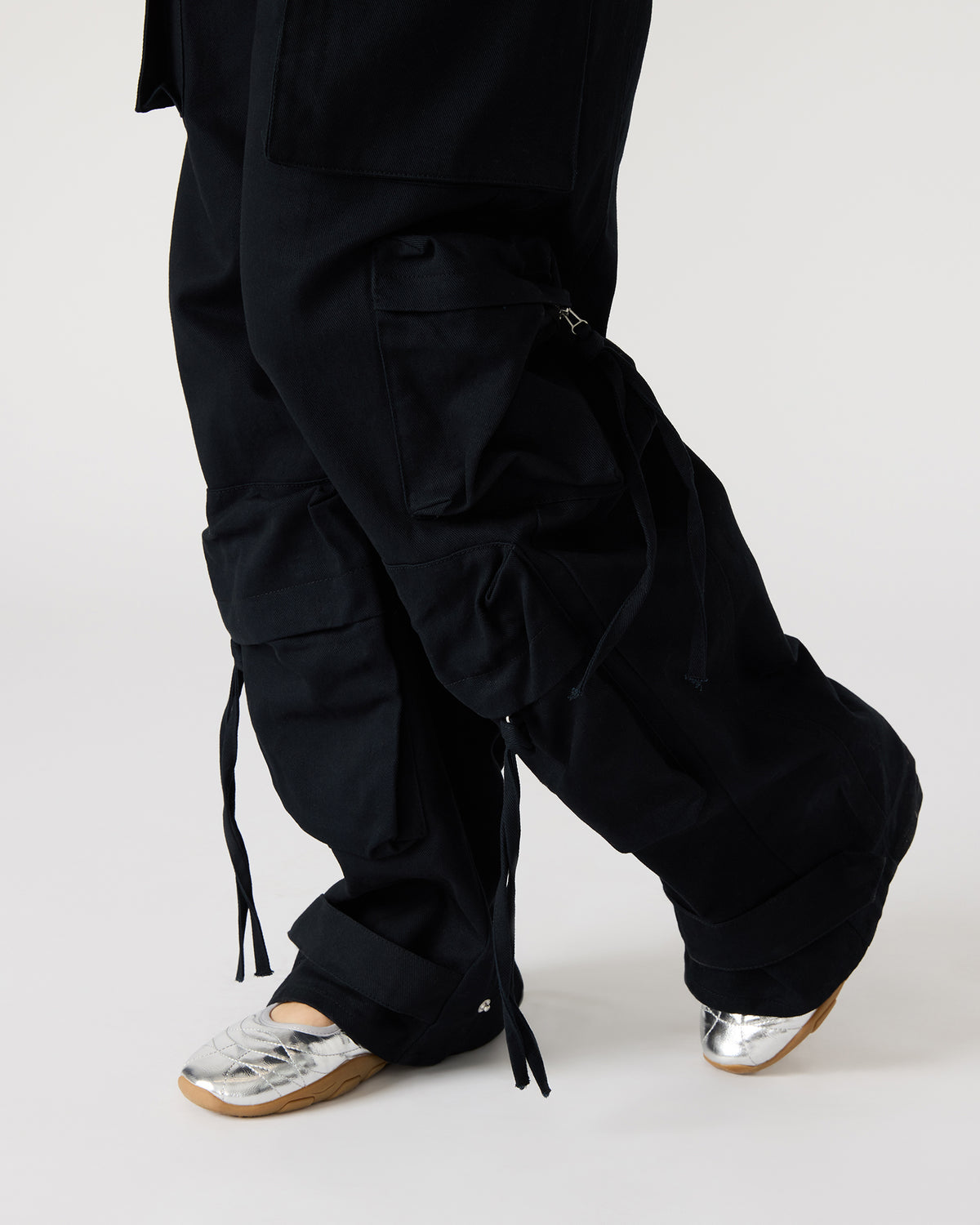DUO Black Women's Utility Cargo Pants Steve Madden BLACK