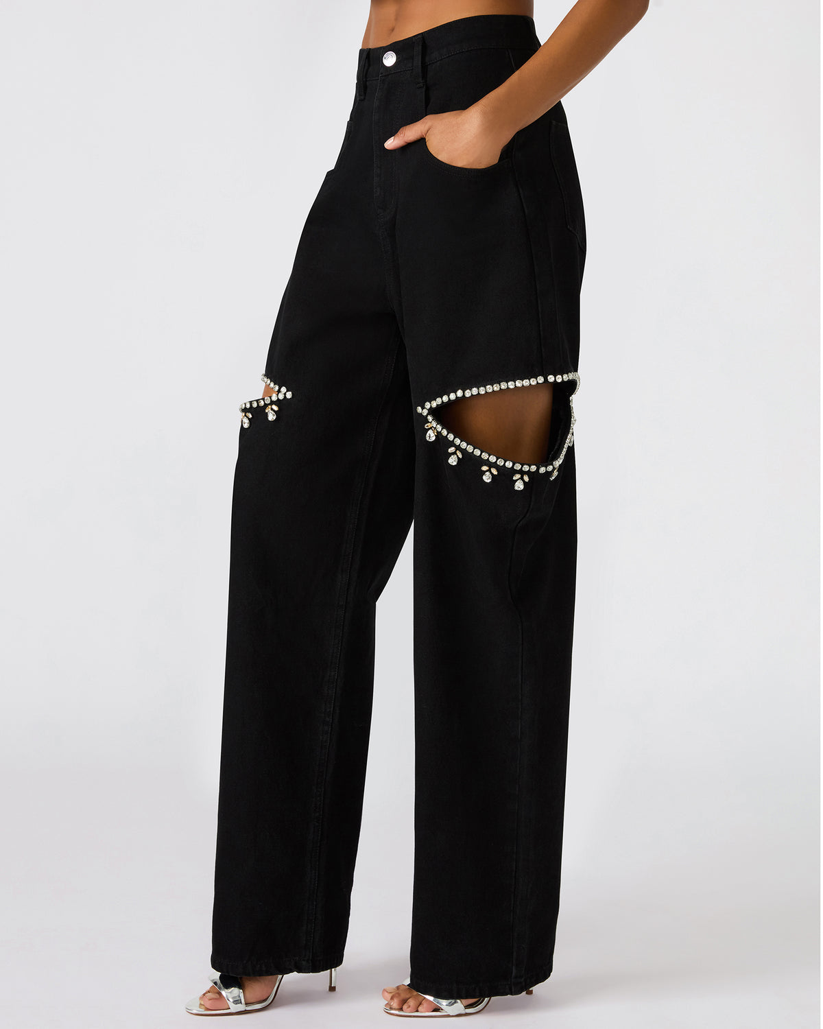 AYLA Black Straight-Leg Rhinestone Embellished Slit Women's Jean Steve Madden BLACK