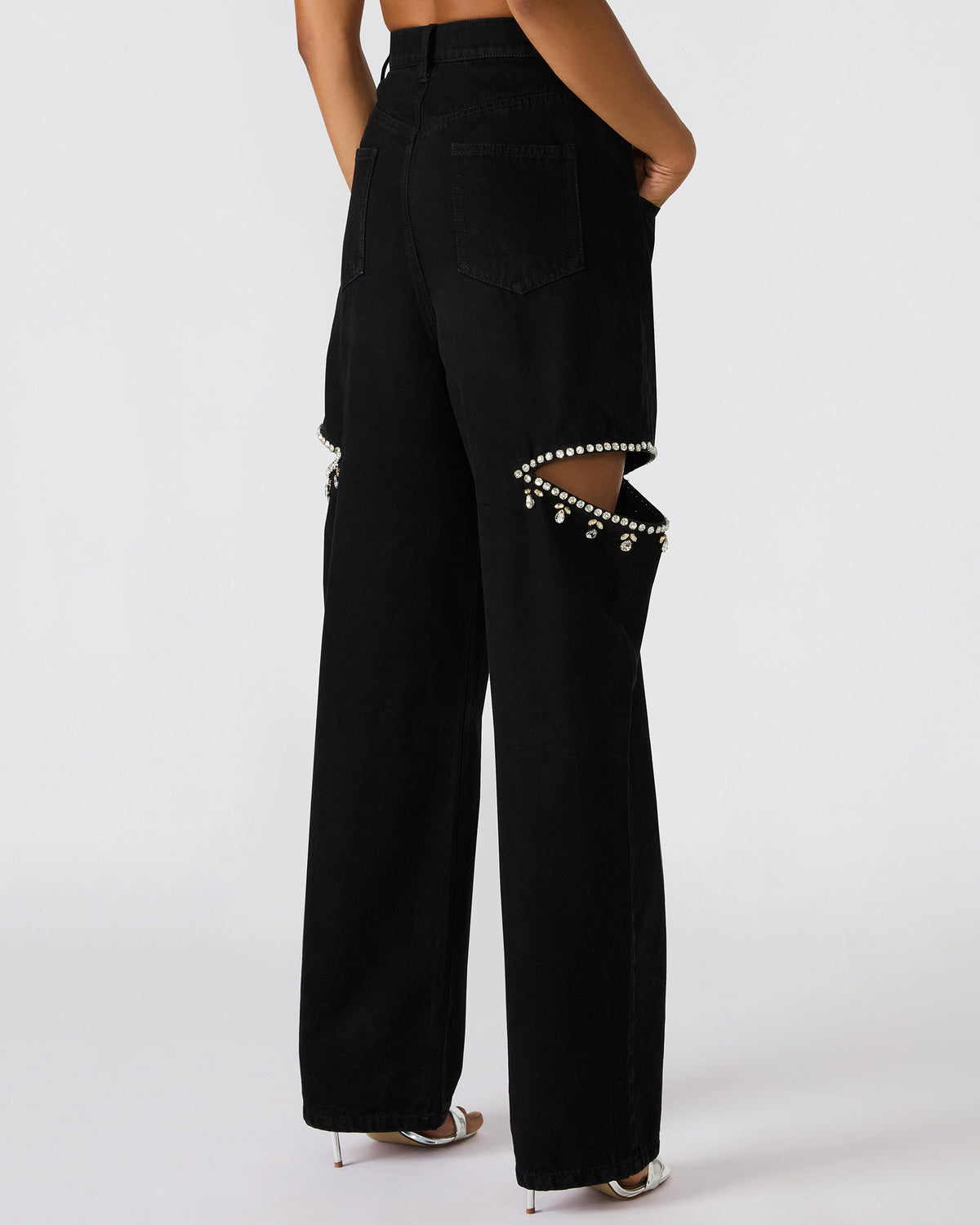 AYLA Black Straight-Leg Rhinestone Embellished Slit Women's Jean Steve Madden BLACK