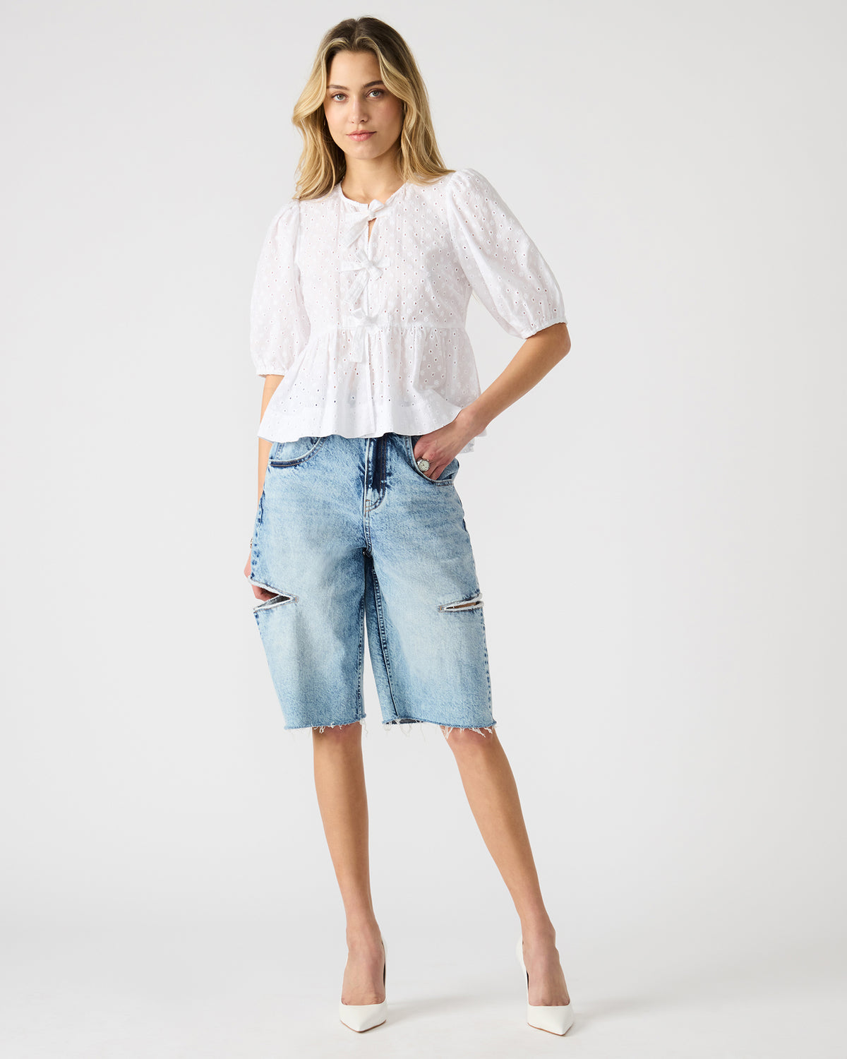 LANGE Denim Women's Side Slit Barrel Shorts Steve Madden BABY BLUE MULTI