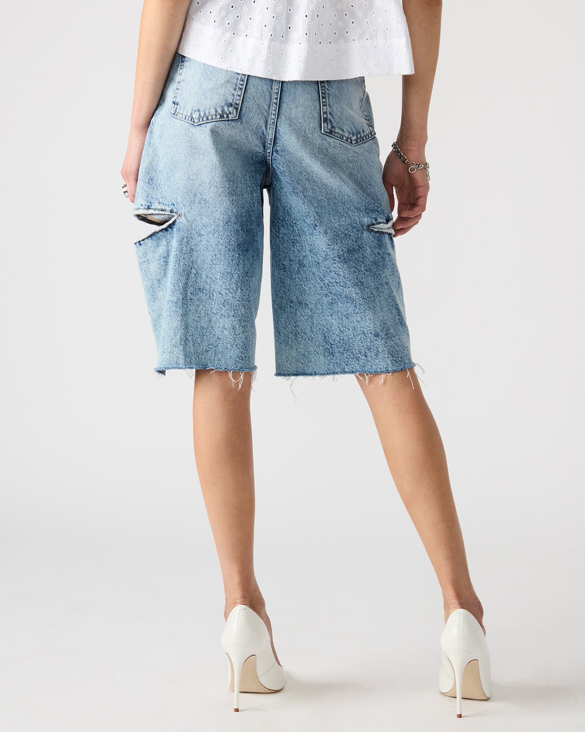 LANGE Denim Women's Side Slit Barrel Shorts Steve Madden BABY BLUE MULTI