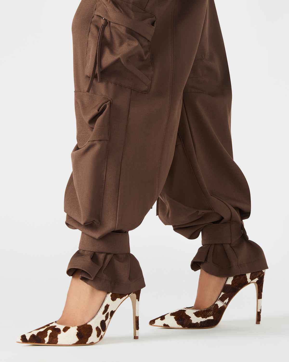 DUO Chocolate Women's Utility Cargo Pants Steve Madden CHOCOLATE