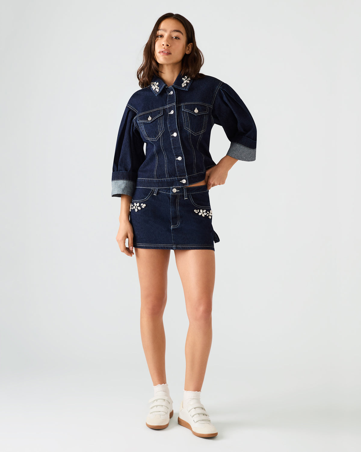 BRIELLIA Bijou Blue Denim Rhinestone Embellished Mini Women's Skirt Steve Madden BIJOU BLUE