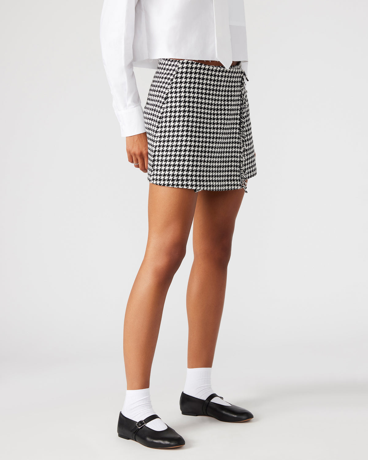 LEON Black/White Women's Wrap Mini Skirt Steve Madden BLACK WHITE