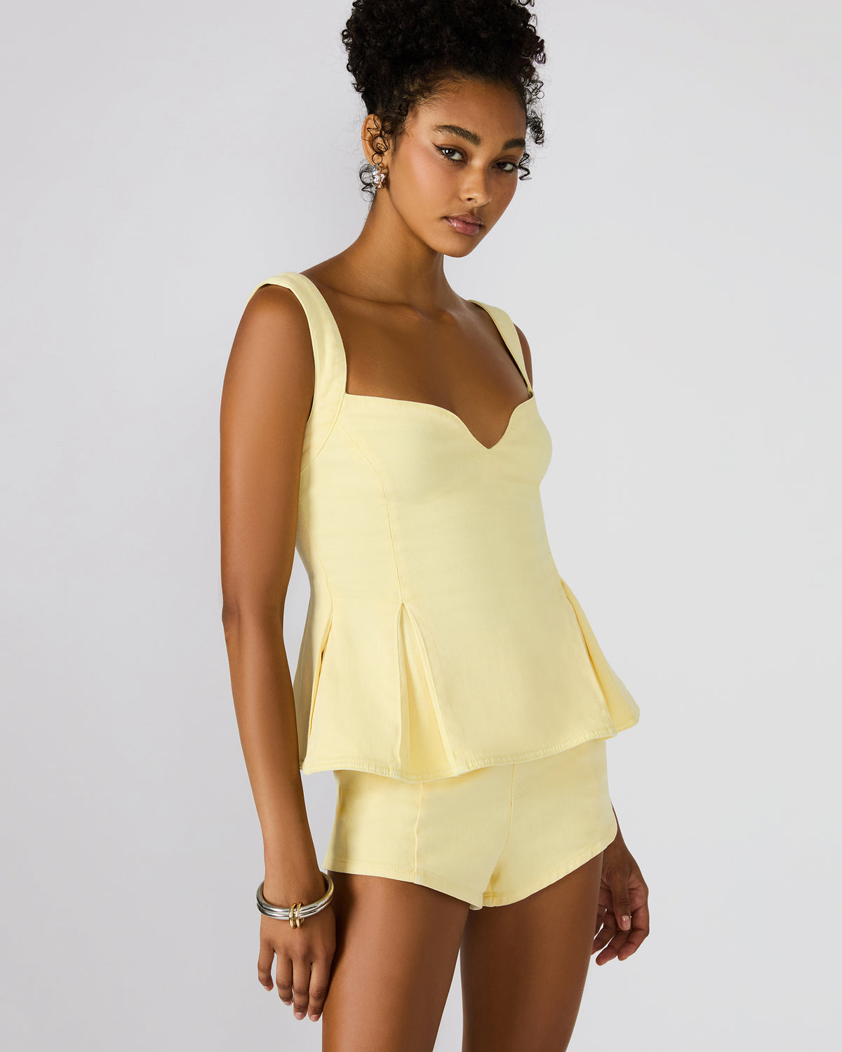 ZENIA Golden Glow Sleeveless Peplum Women's Top Steve Madden GOLDEN GLOW