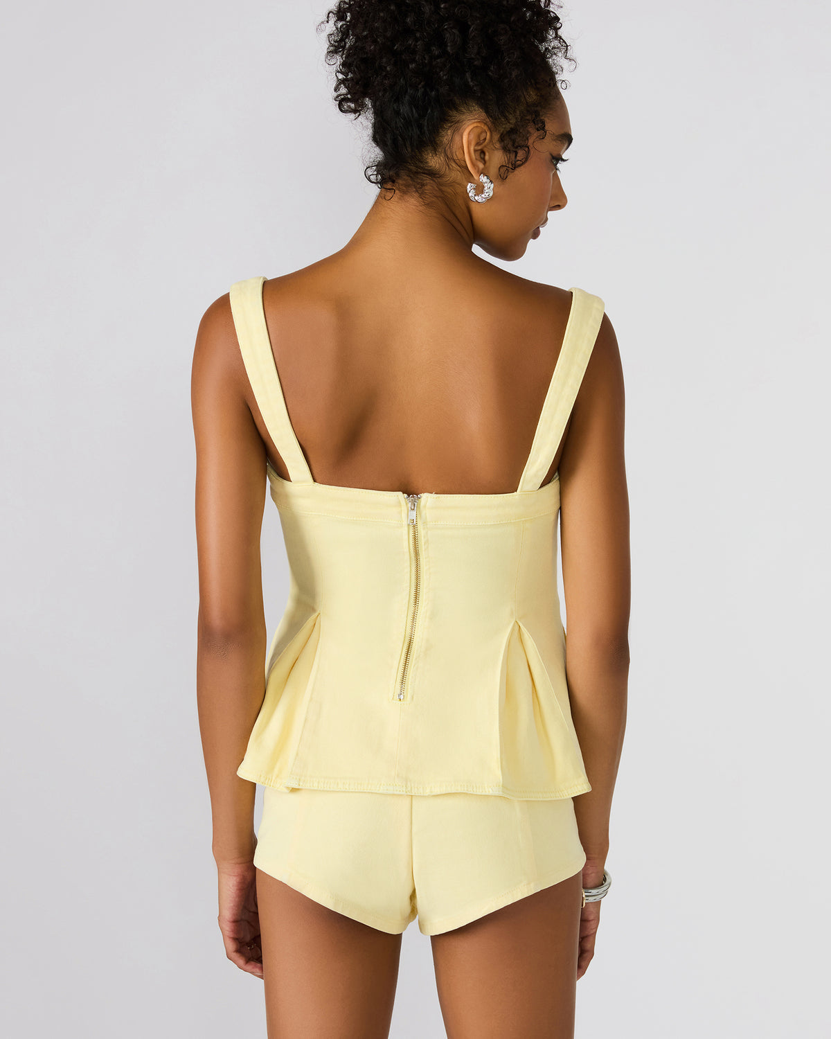 ZENIA Golden Glow Sleeveless Peplum Women's Top Steve Madden GOLDEN GLOW